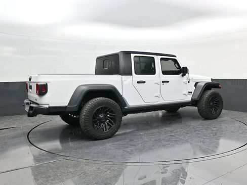 Used 2020 Jeep Gladiator Sport w/ Quick Order Package 24S image 7