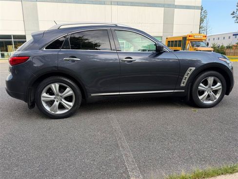 Used 2009 INFINITI FX35 AWD w/ Navigation Pkg image 17