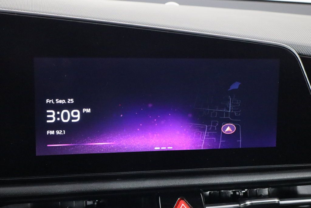 Used 2023 Kia Niro Wave FWD image 32