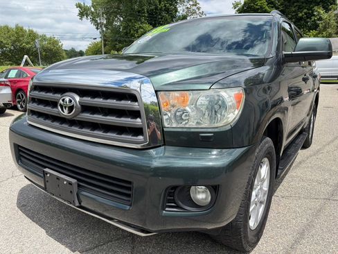 Used 2008 Toyota Sequoia SR5 AWD/4WD image 2