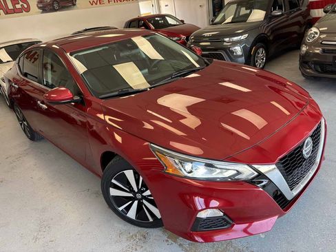 Used 2021 Nissan Altima 2.5 SV image 8