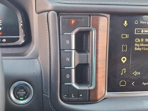 Used 2024 GMC Yukon Denali Ultimate AWD/4WD image 14
