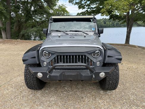 Used 2017 Jeep Wrangler Unlimited Sport w/ Quick Order Package 24S AWD/4WD image 8