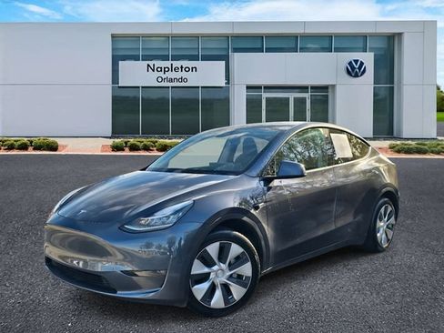 Used 2022 Tesla Model Y Long Range AWD/4WD image 31
