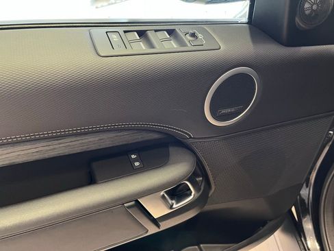 Used 2023 Land Rover Discovery S R-Dynamic AWD/4WD image 22