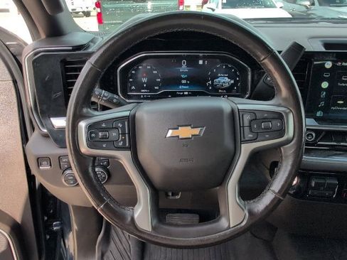 Used 2022 Chevrolet Silverado 1500 LTZ image 17