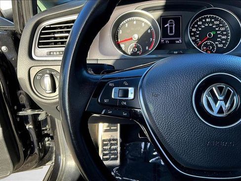 Used 2017 Volkswagen Golf Alltrack SEL AWD/4WD image 18