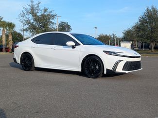 Used 2025 Toyota Camry SE w/ Multimedia Upgrade Package video 2