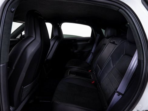 Used 2024 Porsche Cayenne Turbo GT image 18