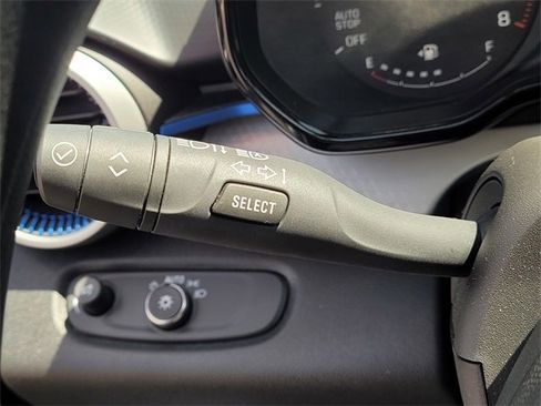 Certified 2025 Chevrolet Trax LS image 15