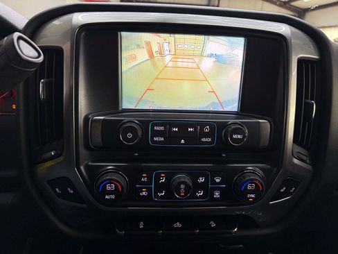 Used 2017 Chevrolet Silverado 1500 LT w/ Redline Edition AWD/4WD image 27