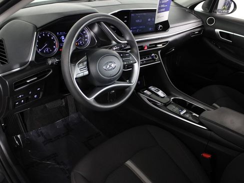 Certified 2022 Hyundai Sonata SE w/ Cargo Package FWD image 19