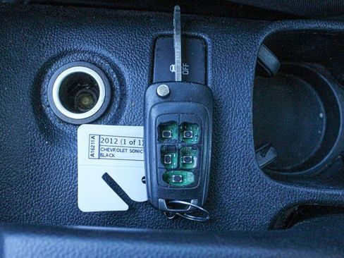 Used 2012 Chevrolet Sonic LT image 28