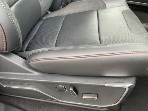 New 2025 Ford F150 Raptor image 17