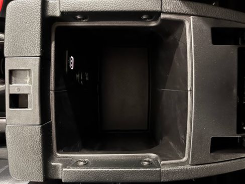 Used 2016 Jeep Wrangler Sahara AWD/4WD image 27