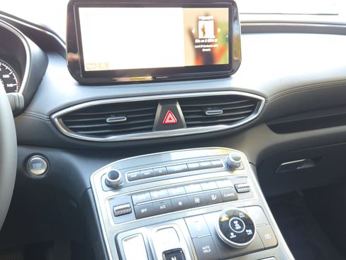 Used 2023 Hyundai Santa Fe SEL image 26