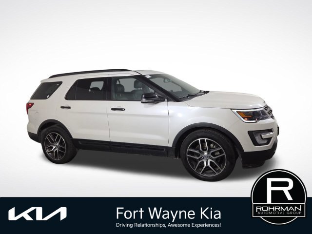 Used 2017 Ford Explorer Sport w/ Equipment Group 401A AWD/4WD image 6