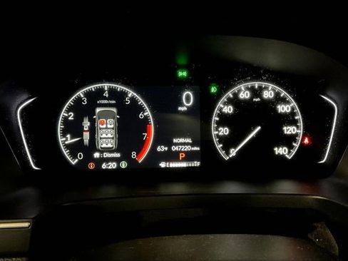 Used 2024 Honda Pilot Touring image 13