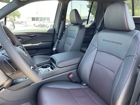 New 2025 Honda Ridgeline Black Edition image 23