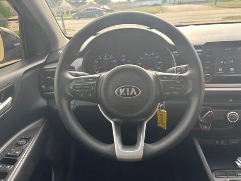 Used 2019 Kia Rio S FWD image 15