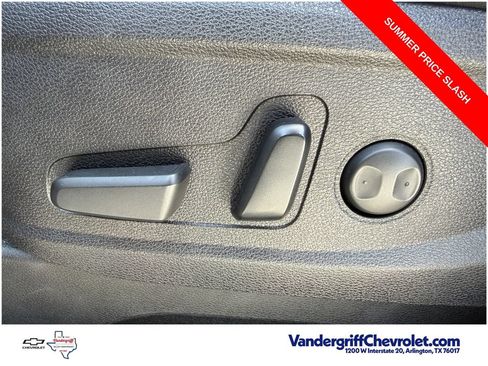 Used 2024 Kia Telluride EX w/ EX Captain's Chair Package FWD image 24