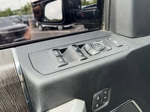 Used 2021 Ford F250 Lariat w/ Tremor Off-Road Package AWD/4WD image 24