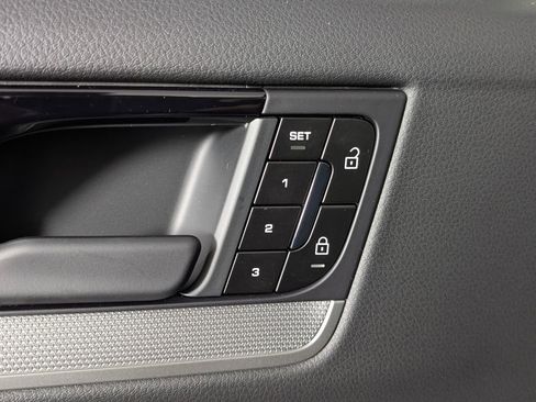 New 2026 Porsche Cayenne S image 27