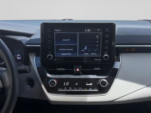 Used 2022 Toyota Corolla LE w/ LE Convenience Package FWD image 21
