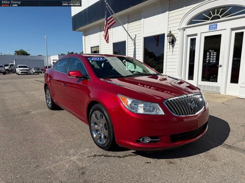Used 2013 Buick LaCrosse Premium w/ Entertainment Package FWD image 3