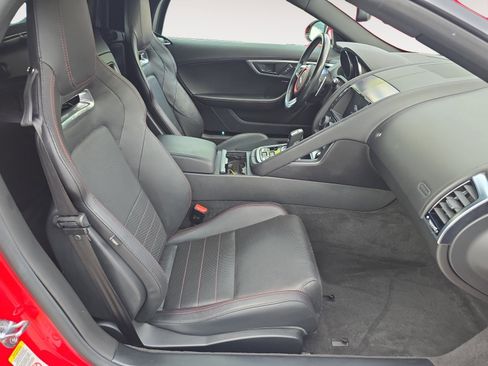 Used 2018 Jaguar F-TYPE R-Dynamic image 19