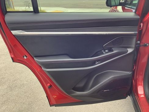 Used 2025 Jeep Wagoneer S Limited image 26