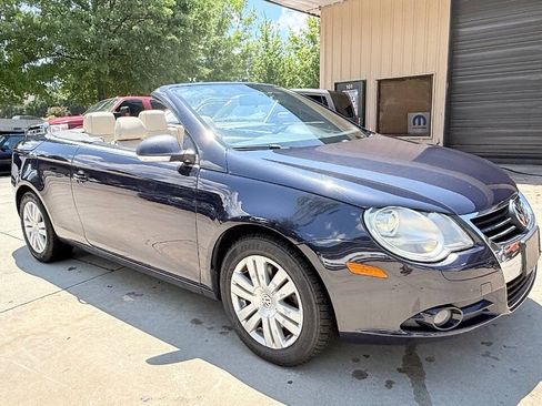 Used 2008 Volkswagen Eos Komfort FWD image 11
