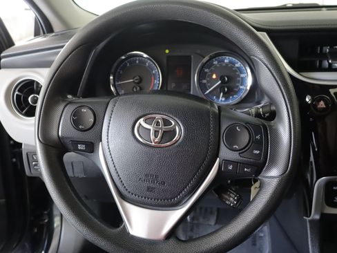 Used 2017 Toyota Corolla LE w/ Carpet Mat Package (TMS) FWD image 12