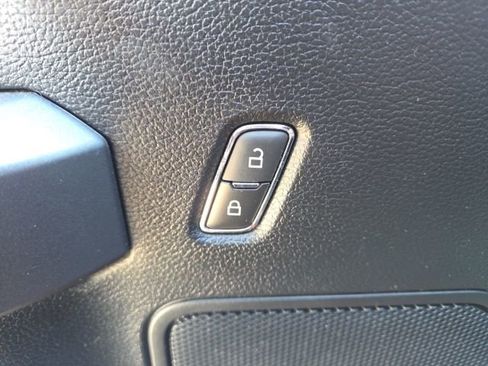 Used 2018 Ford F150 XLT w/ Equipment Group 302A Luxury image 56