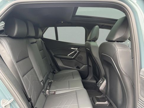 Used 2025 BMW X2 xDrive28i image 33