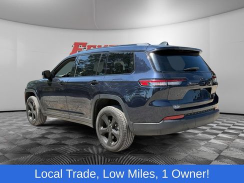 Used 2024 Jeep Grand Cherokee L Limited w/ Black Appearance Package RWD image 3