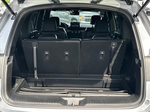 Used 2023 Honda Pilot TrailSport image 35