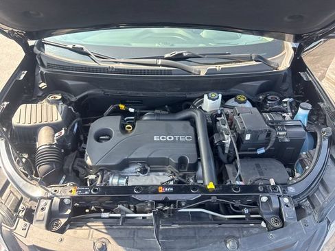 Used 2021 Chevrolet Equinox LT AWD/4WD image 24