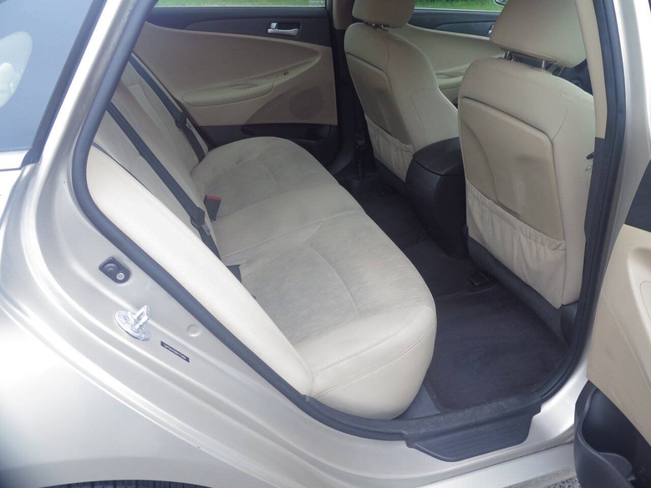 Used 2011 Hyundai Sonata GLS FWD image 35
