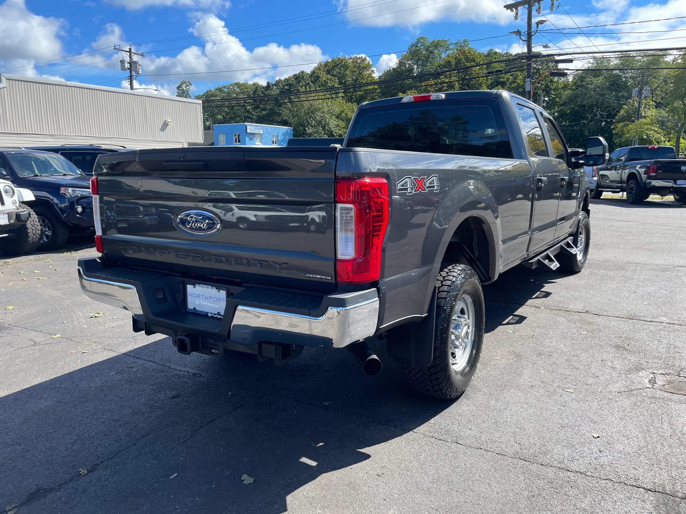 Used 2017 Ford F350 XL AWD/4WD image 5
