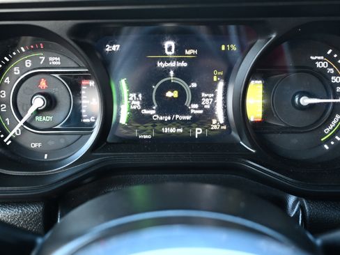 Used 2024 Jeep Wrangler High Altitude image 19