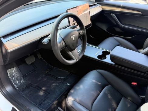 Used 2021 Tesla Model 3 Long Range AWD/4WD image 24