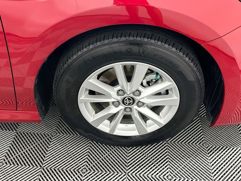 Used 2025 Toyota Camry LE FWD image 11