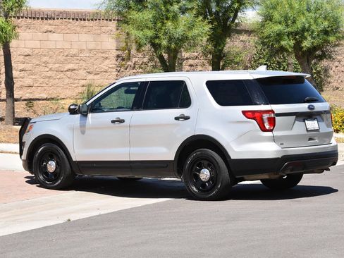 Used 2016 Ford Explorer 4WD Police Interceptor image 34