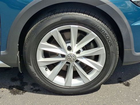 Used 2019 Volkswagen Golf Alltrack S AWD/4WD image 8