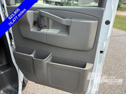 Used 2021 Chevrolet Express 2500 w/ Driver Convenience Package RWD image 26
