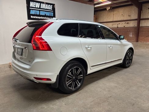 Used 2017 Volvo XC60 T5 Dynamic w/ Preferred Option Package image 5