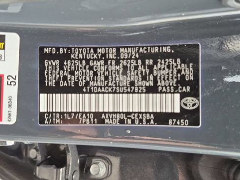 Used 2025 Toyota Camry SE w/ Multimedia Upgrade Package FWD image 33