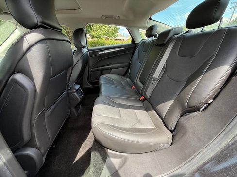 Used 2016 Ford Fusion Titanium FWD image 11