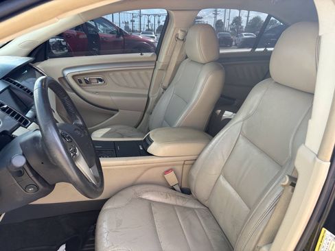 Used 2014 Ford Taurus SEL w/ Equipment Group 201A FWD image 18